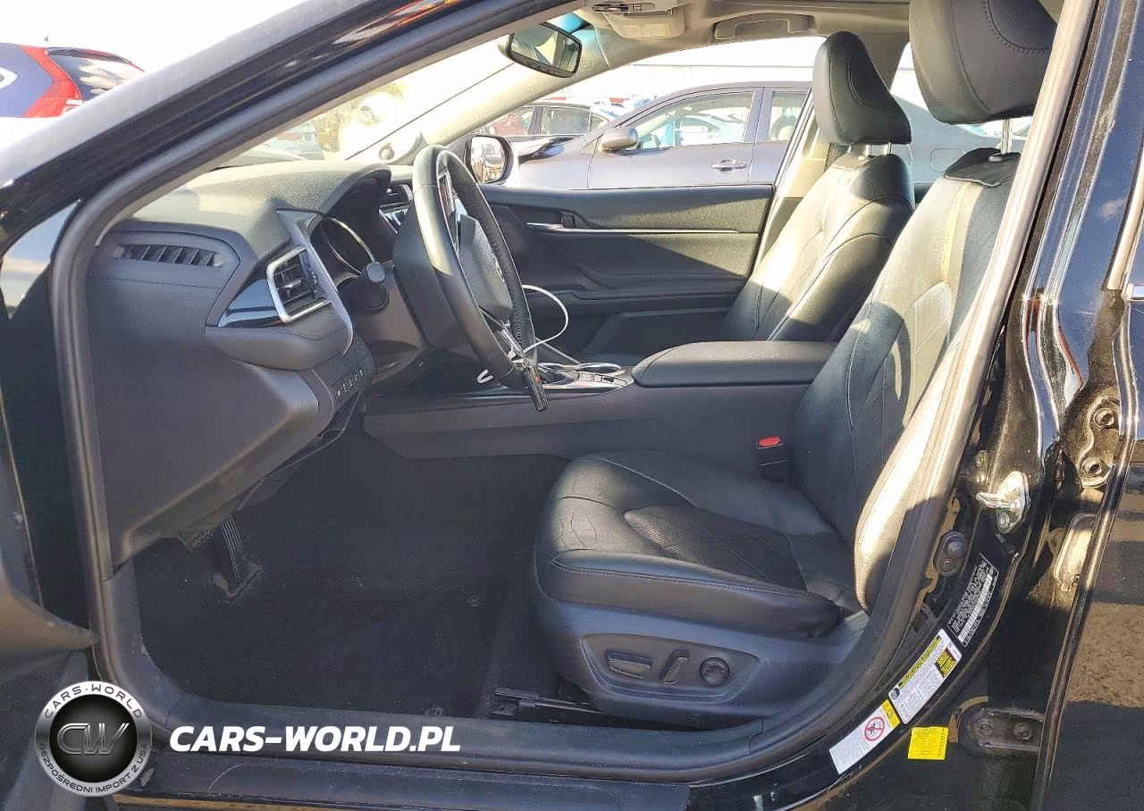 2018 Toyota Camry Hybrid Xle VIN:4T1B21HK4JU504670 - 7