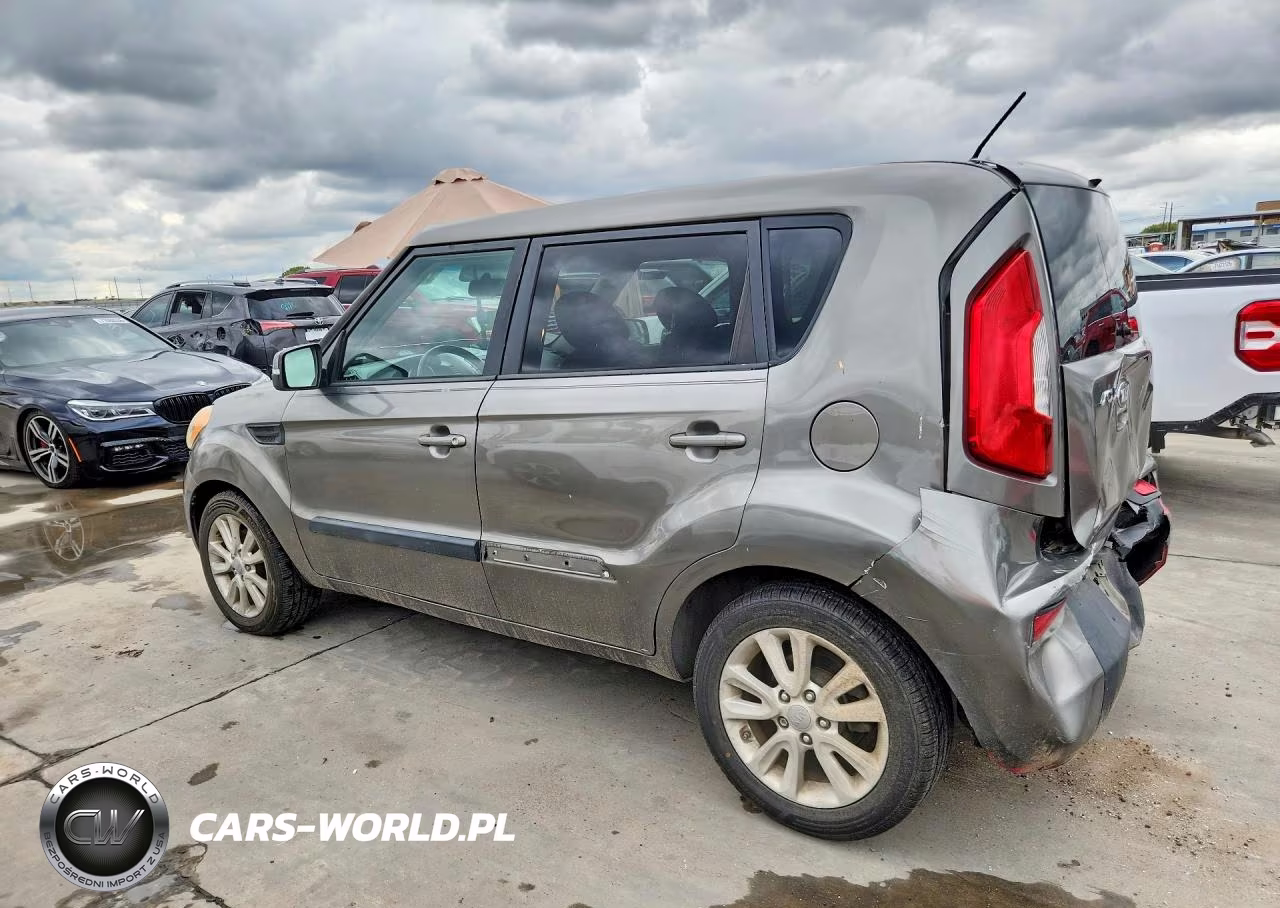 2013 Kia Soul + VIN:KNDJT2A64D7578464 - 2