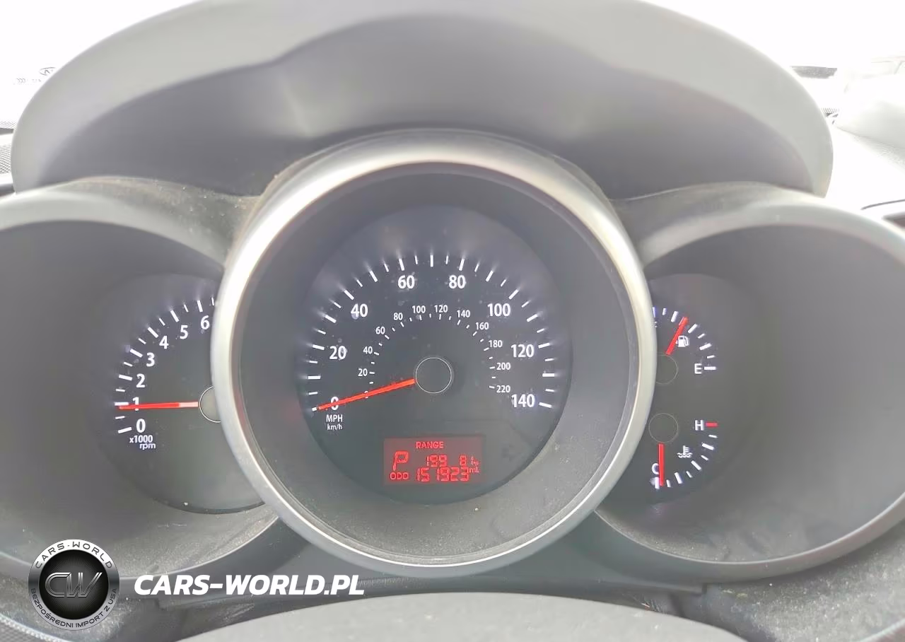 2013 Kia Soul + VIN:KNDJT2A64D7578464 - 9