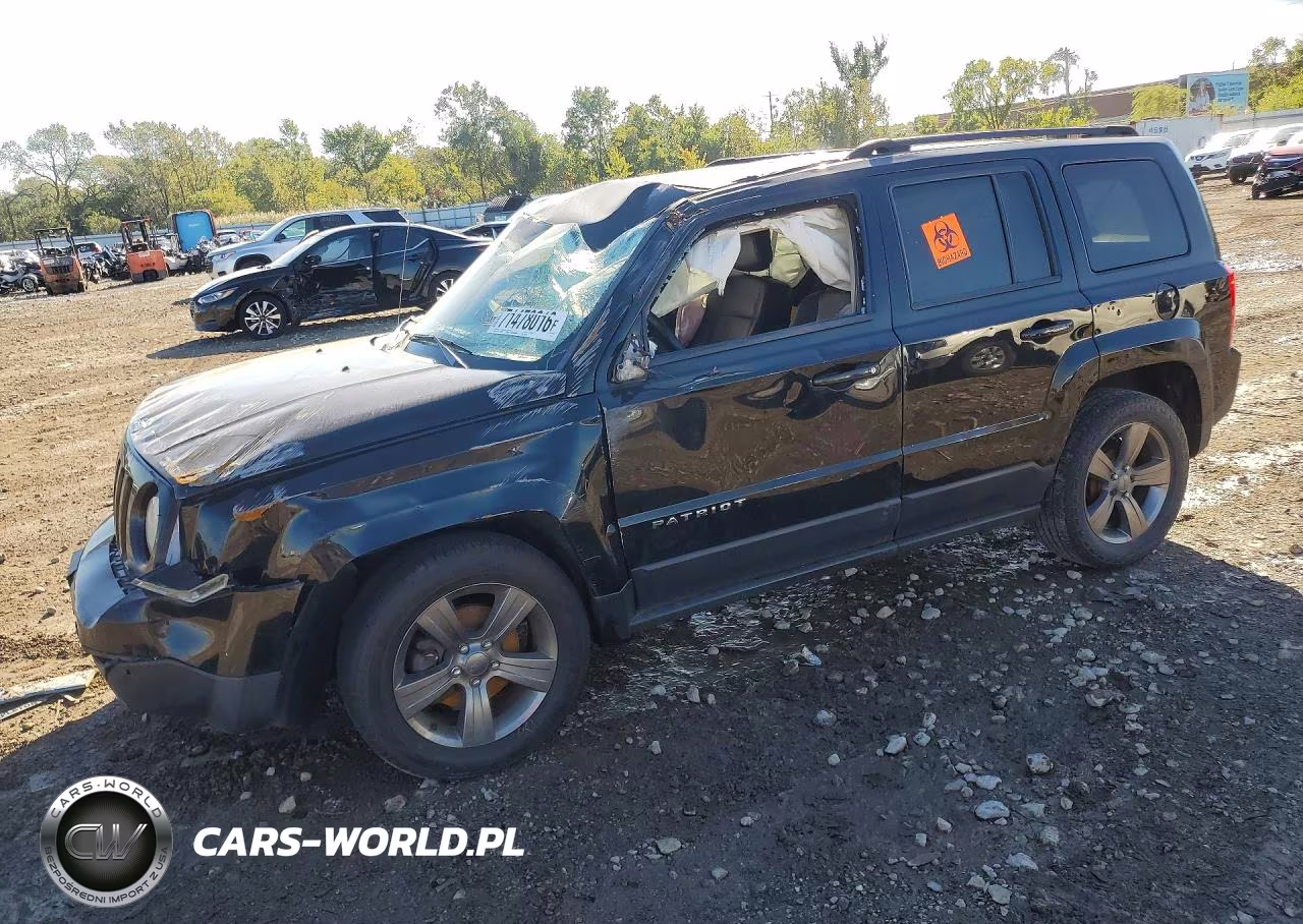 2014 Jeep Patriot Latitude VIN:1C4NJPFA8ED818572 - 1