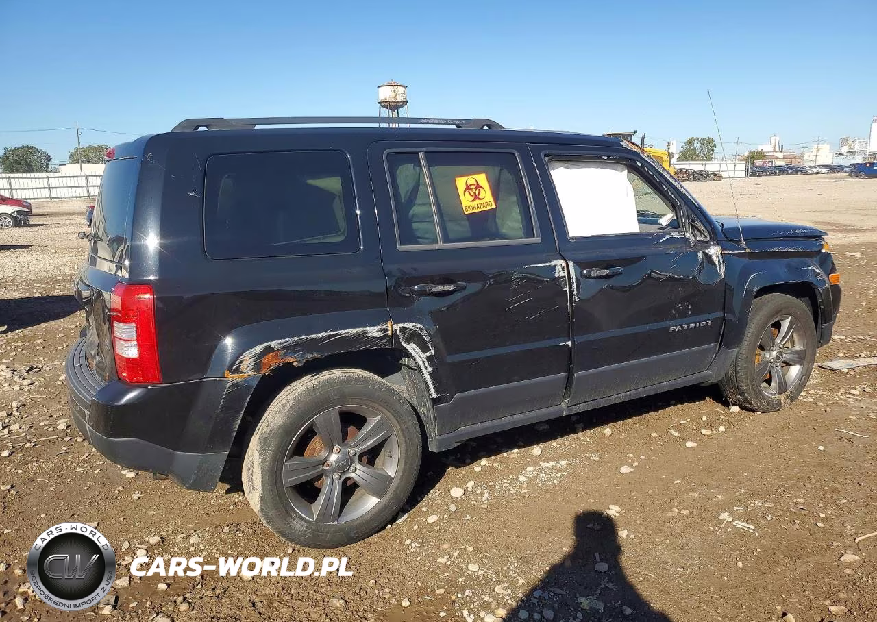 2014 Jeep Patriot Latitude VIN:1C4NJPFA8ED818572 - 3