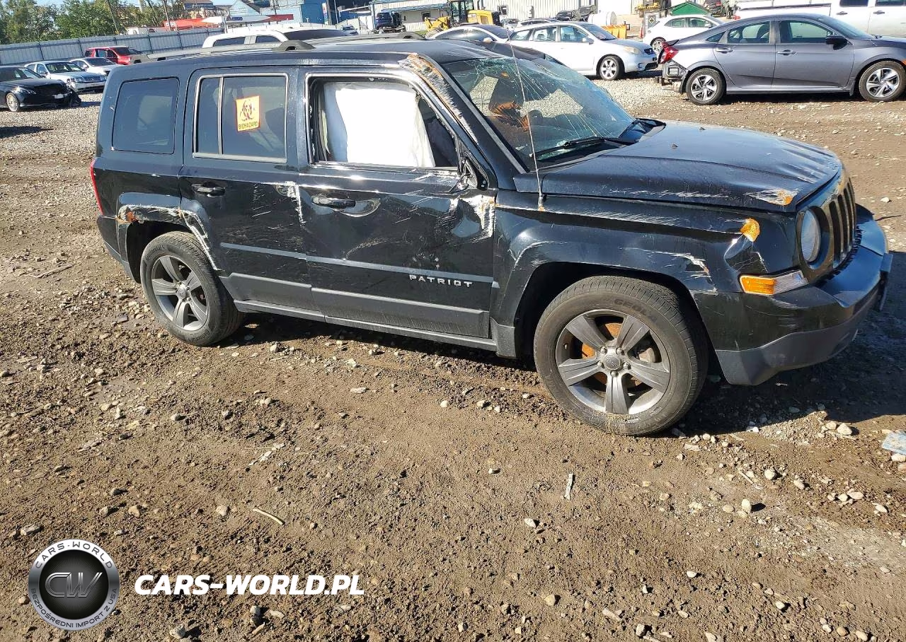 2014 Jeep Patriot Latitude VIN:1C4NJPFA8ED818572 - 4