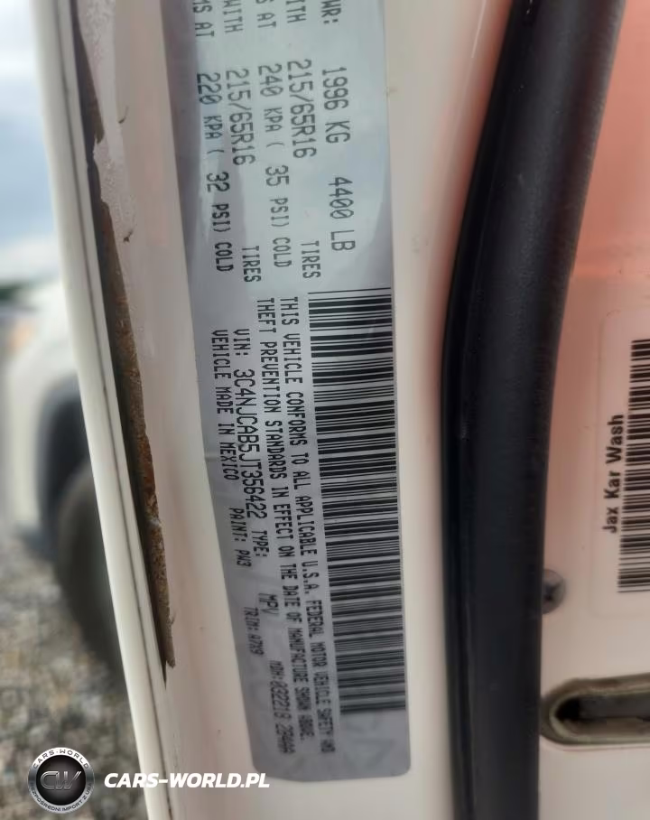 2018 Jeep Compass Sport VIN:3C4NJCAB5JT356422 - 13