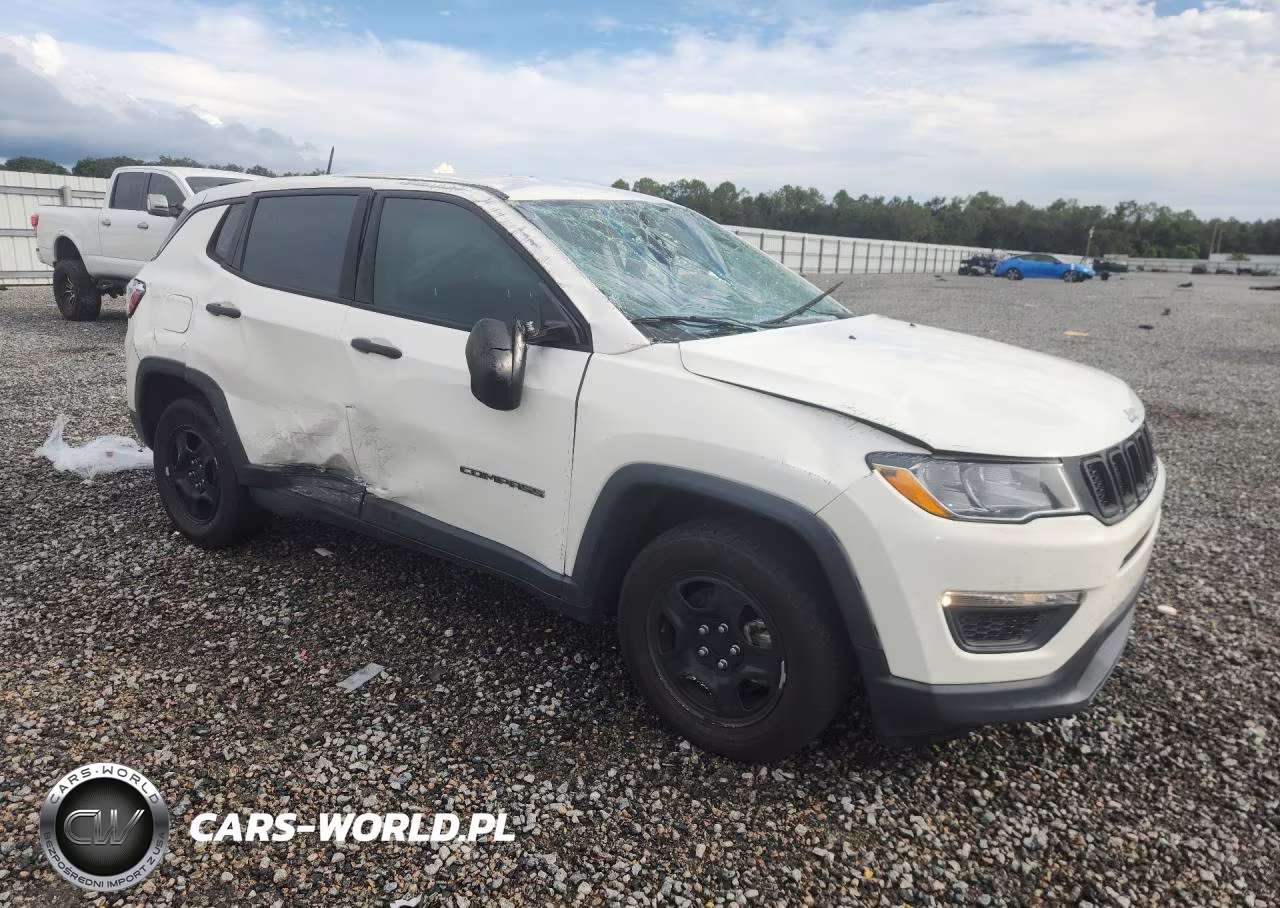 2018 Jeep Compass Sport VIN:3C4NJCAB5JT356422 - 4