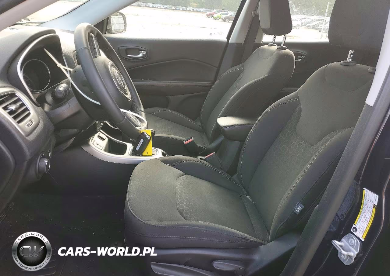 2018 Jeep Compass Sport VIN:3C4NJCAB4JT186182 - 7