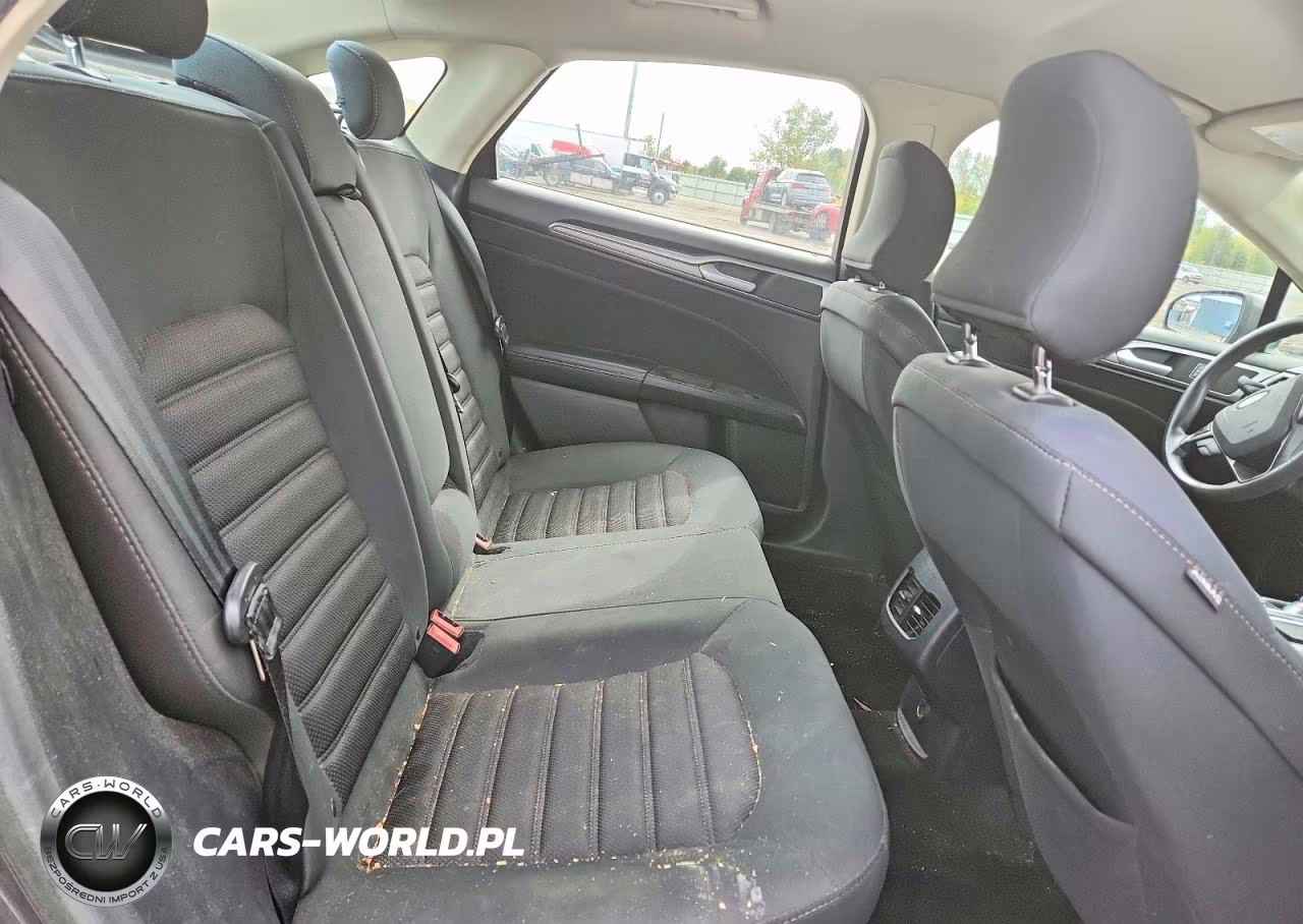2018 Ford Fusion Se VIN:3FA6P0H78JR109109 - 10