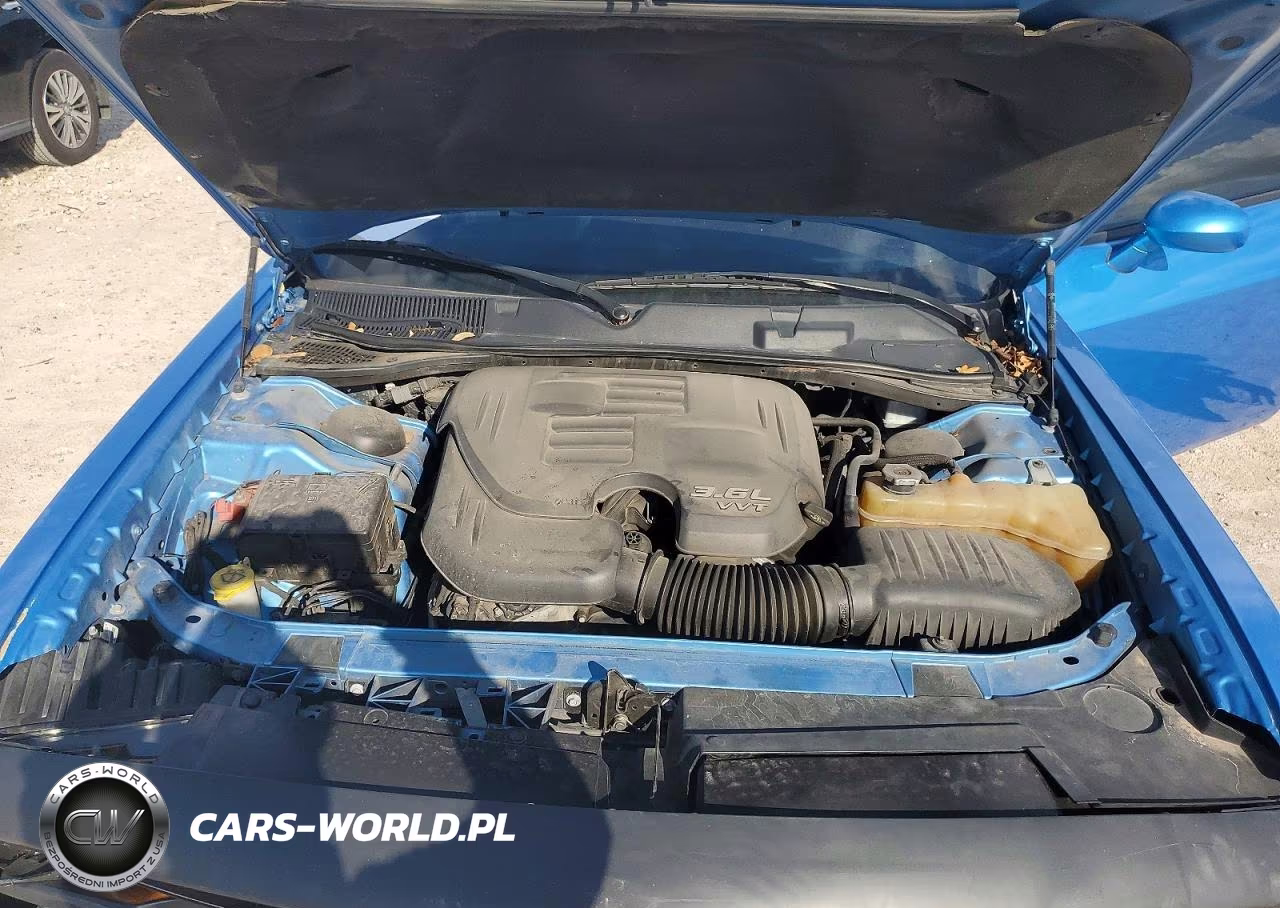 2019 Dodge Challenger Sxt VIN:2C3CDZAG0KH735517 - 11