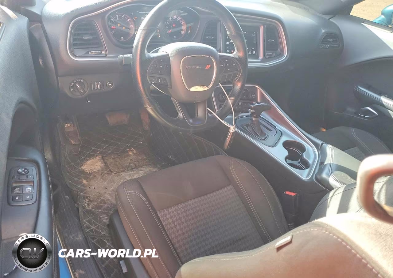 2019 Dodge Challenger Sxt VIN:2C3CDZAG0KH735517 - 8