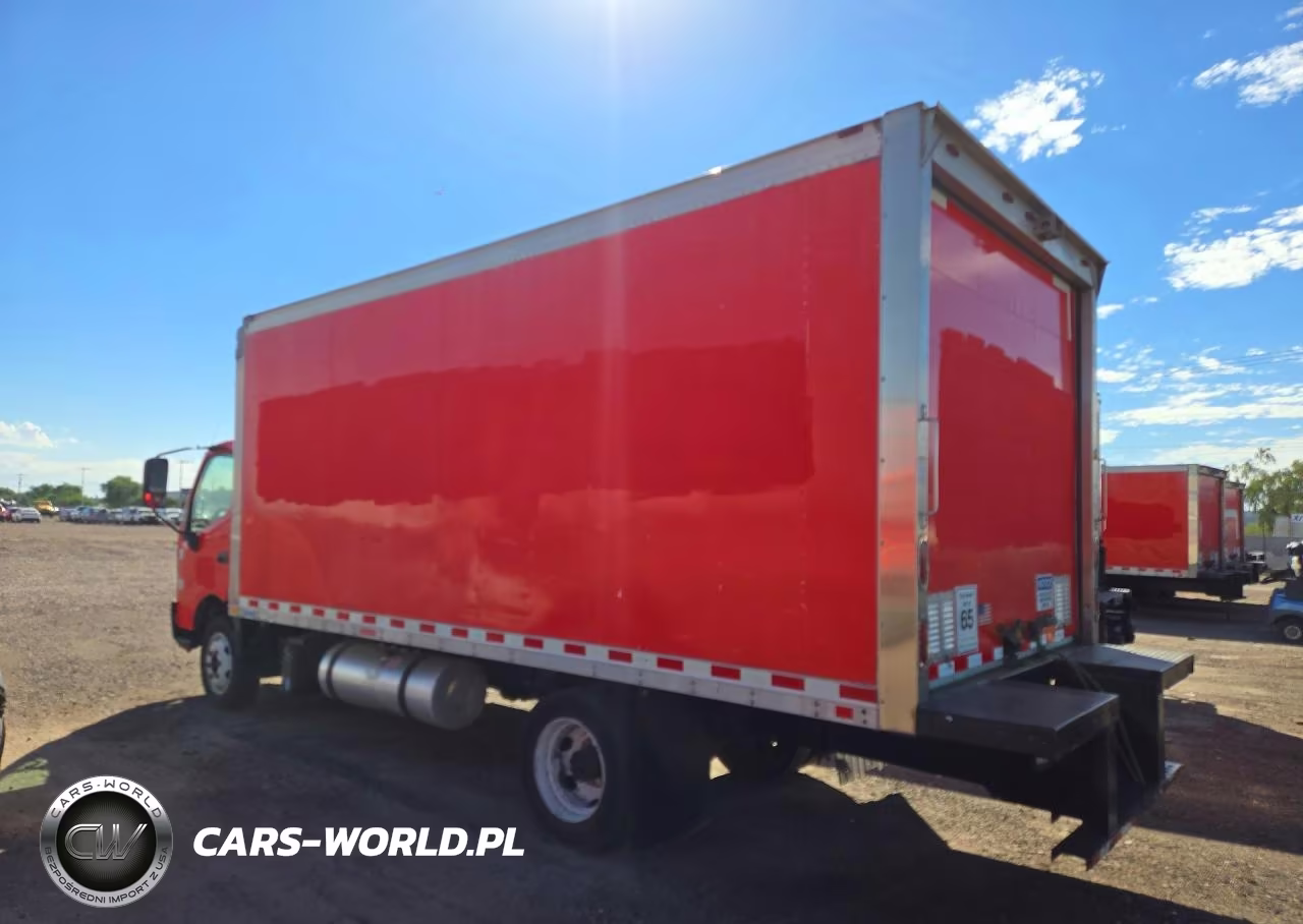 2018 Hino 195 Box Truck VIN:JHHSDM2H6JK006203 - 2