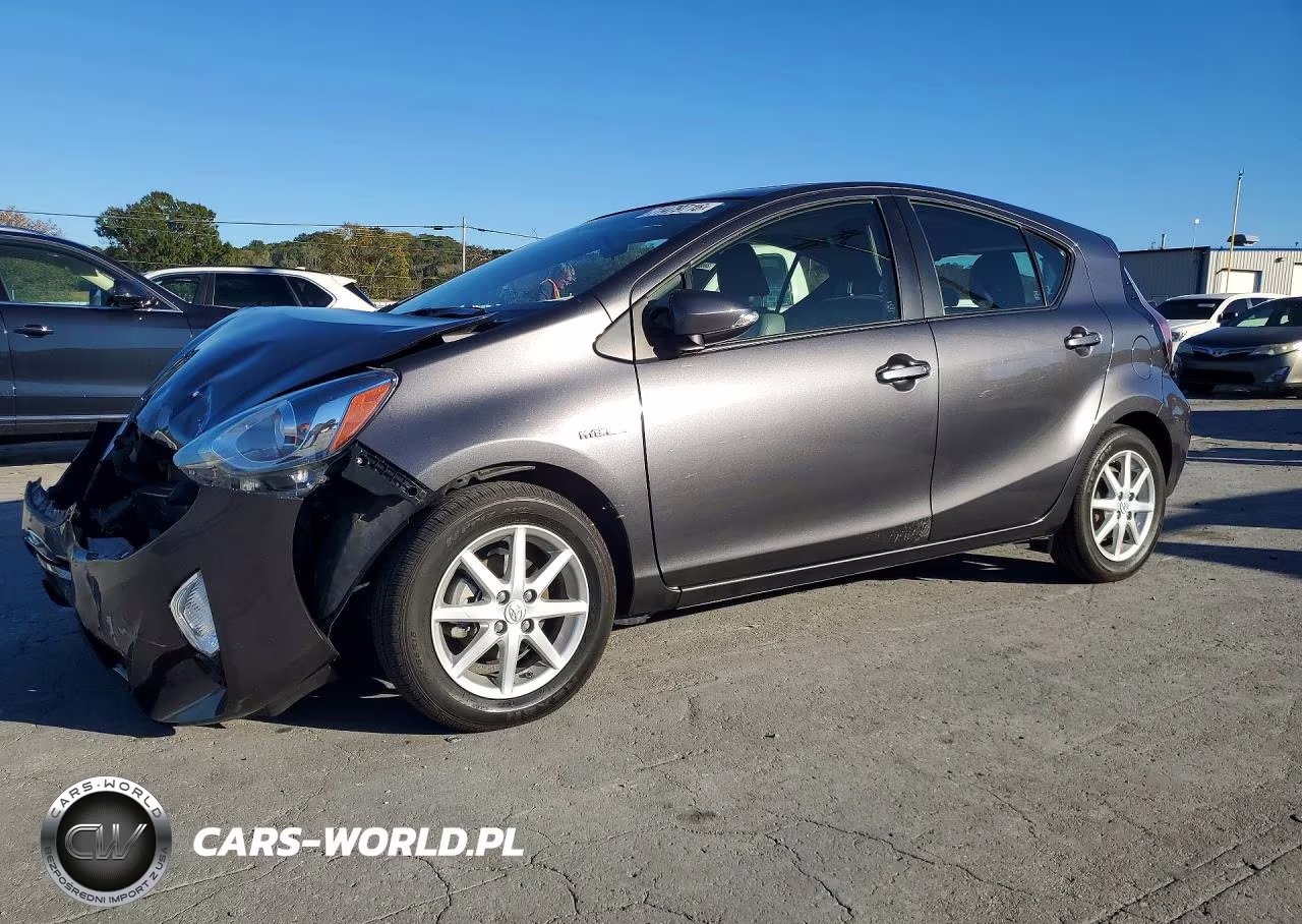 2015 Toyota Prius C Four – zdjęcie 1 z 12