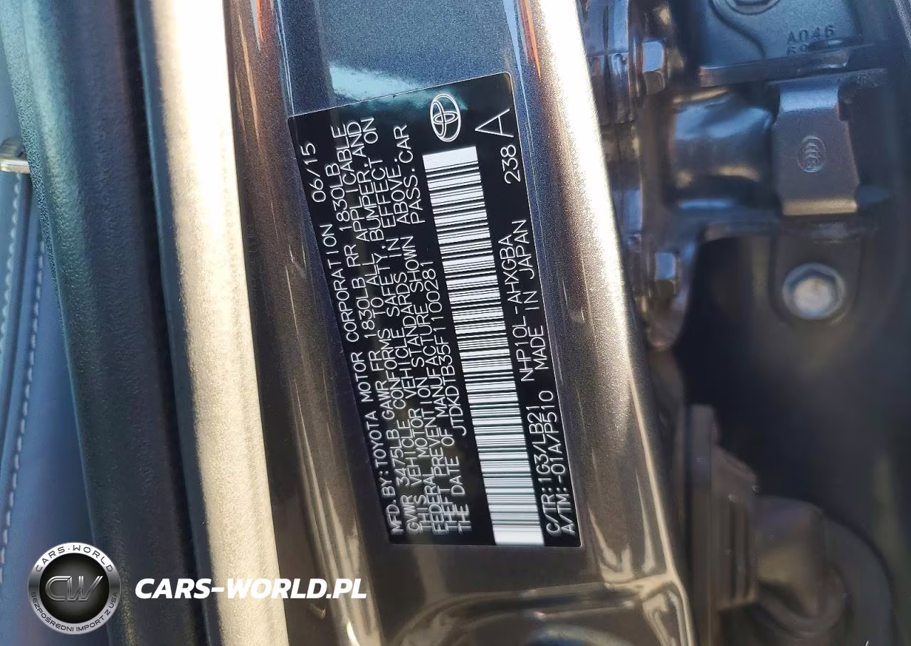 2015 Toyota Prius C Four VIN:JTDKDTB35F1100281 - 12