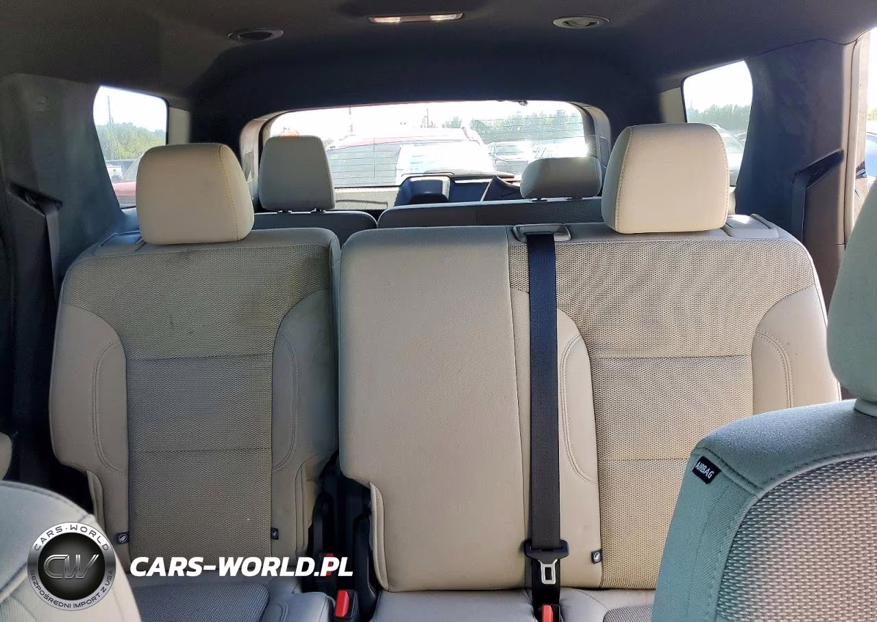 2022 Chevrolet Traverse Ls VIN:1GNERFKW1NJ111908 - 10