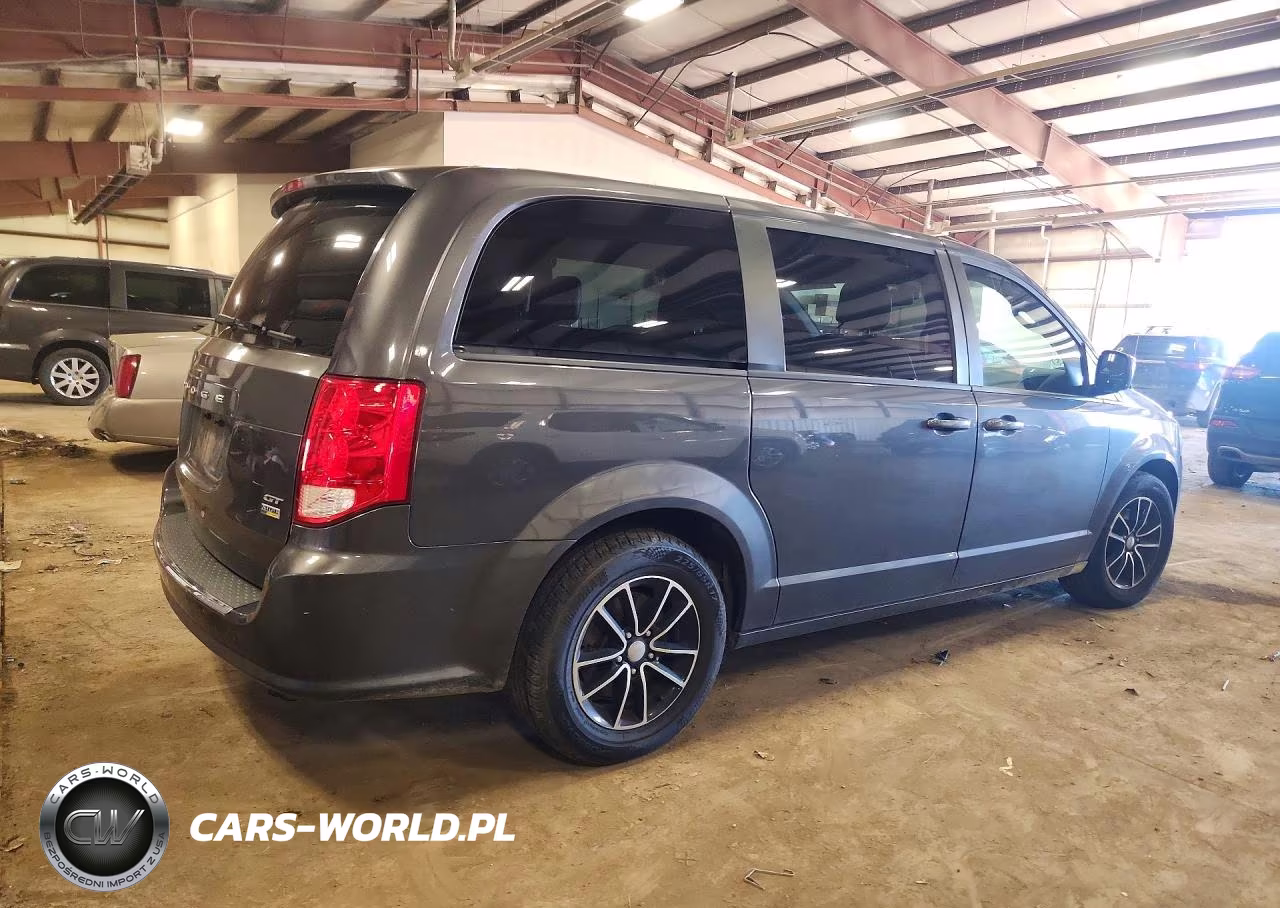 2019 Dodge Grand Caravan Gt VIN:2C4RDGEG1KR529590 - 3