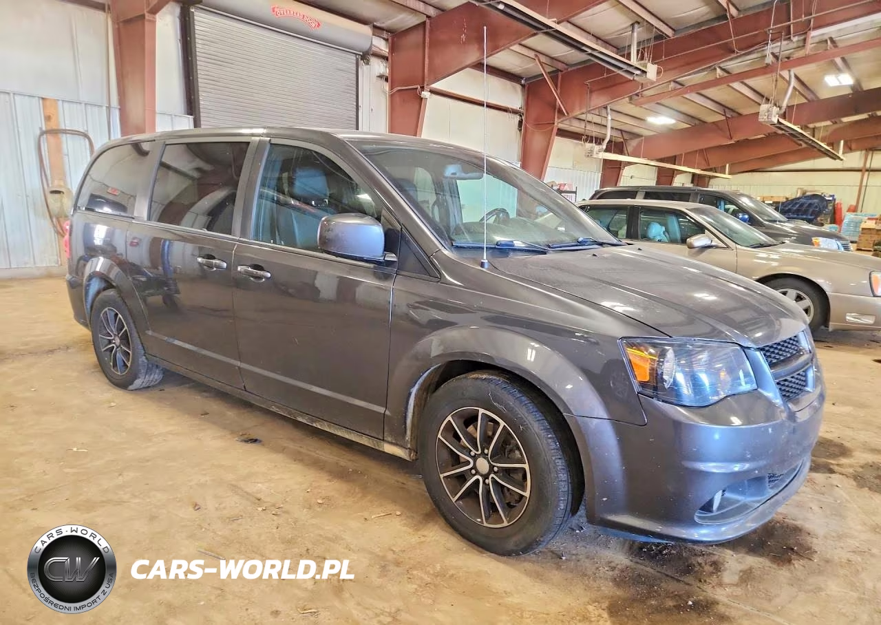 2019 Dodge Grand Caravan Gt VIN:2C4RDGEG1KR529590 - 4