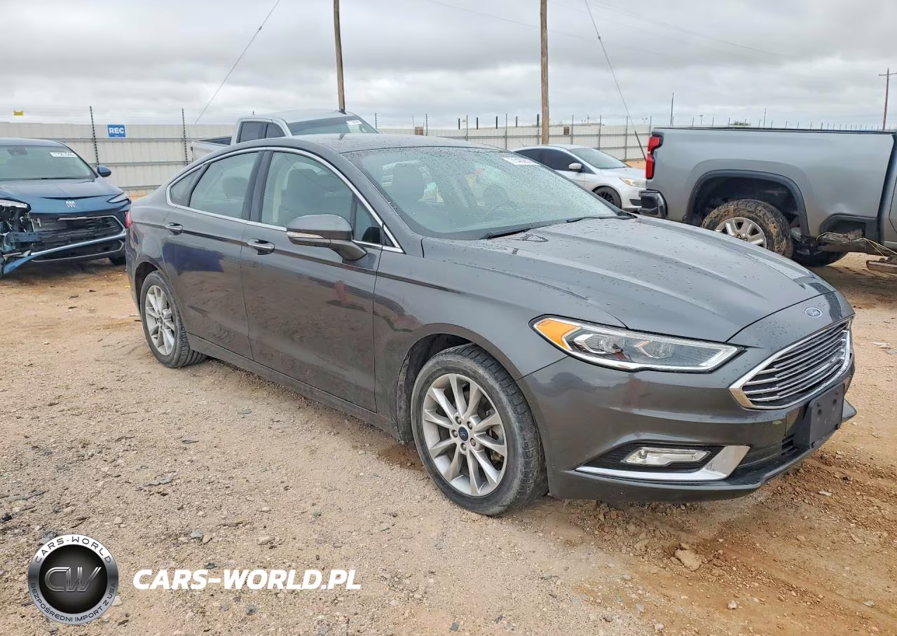 2017 Ford Fusion Se VIN:3FA6P0HD8HR129215 - 4