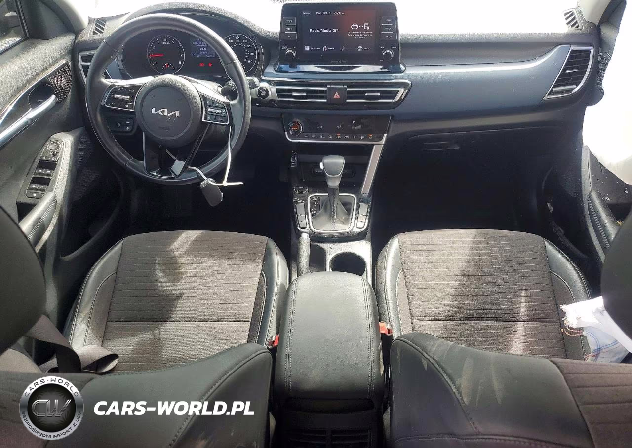 2023 Kia Seltos S VIN:KNDEU2AA3P7387206 - 8