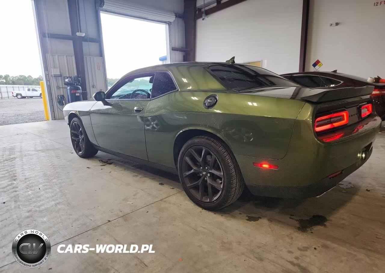2021 Dodge Challenger Sxt VIN:2C3CDZAG5MH573399 - 2