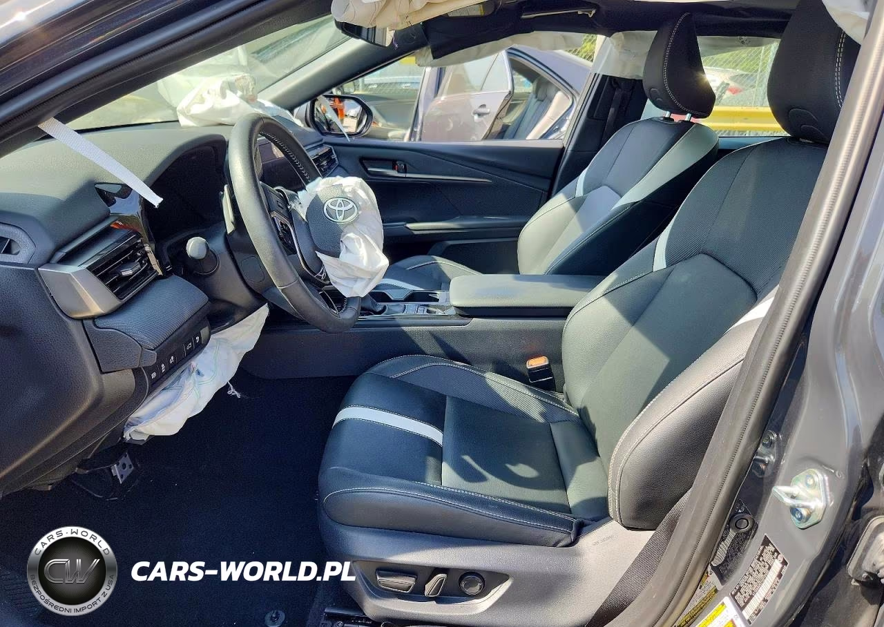 2026 Toyota Camry Se VIN:4T1DAACK2TU212425 - 7