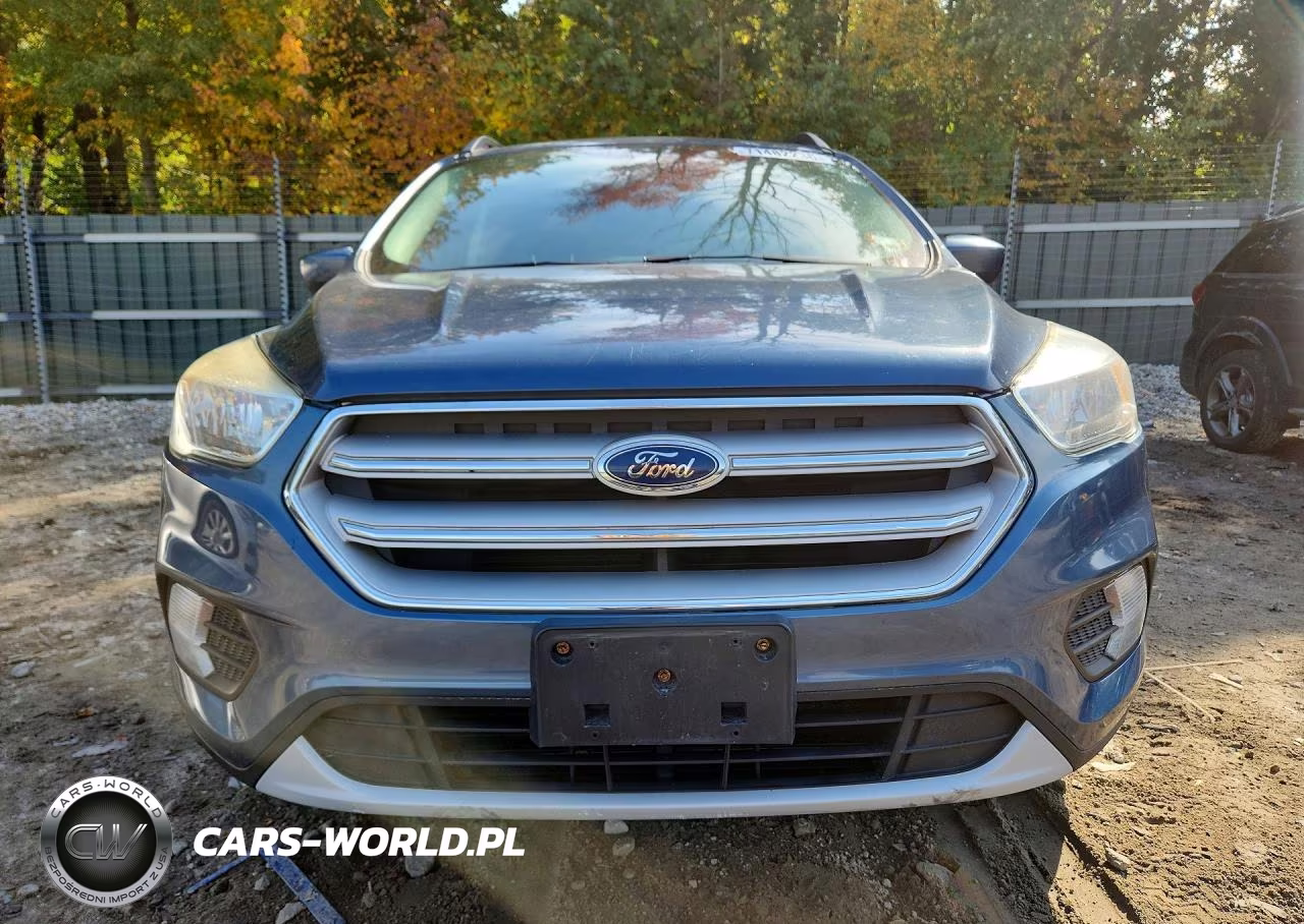 2018 Ford Escape Se VIN:1FMCU9GD6JUA14666 - 5