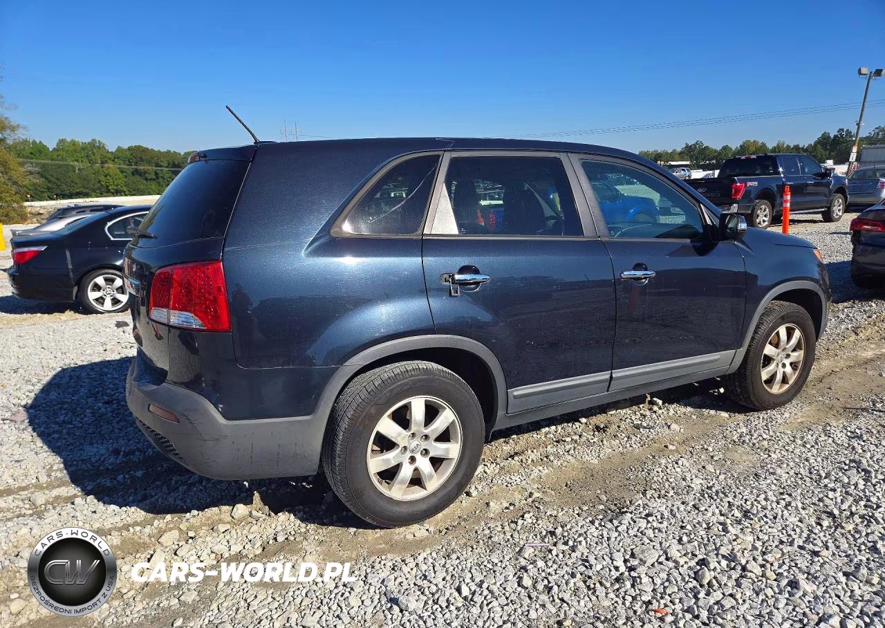 2012 Kia Sorento Lx VIN:5XYKT4A1XCG240539 - 3