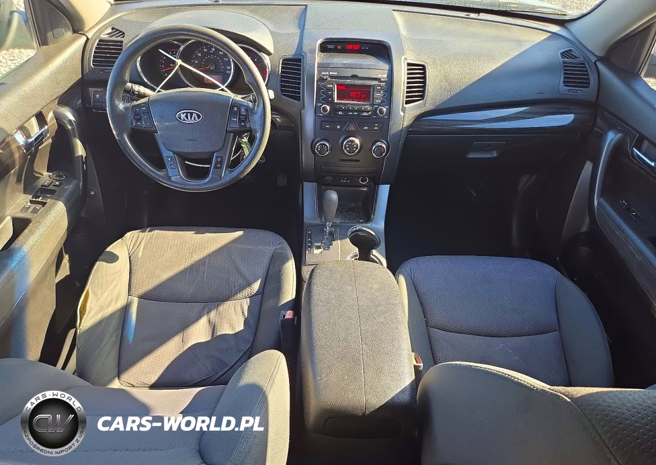 2012 Kia Sorento Lx VIN:5XYKT4A1XCG240539 - 8