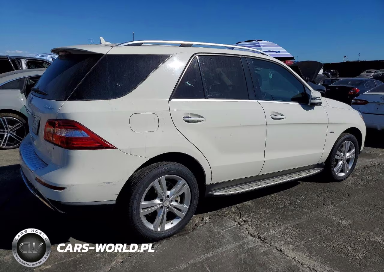 2012 Mercedes-Benz Ml 350 4Matic VIN:4JGDA5HBXCA031946 - 3