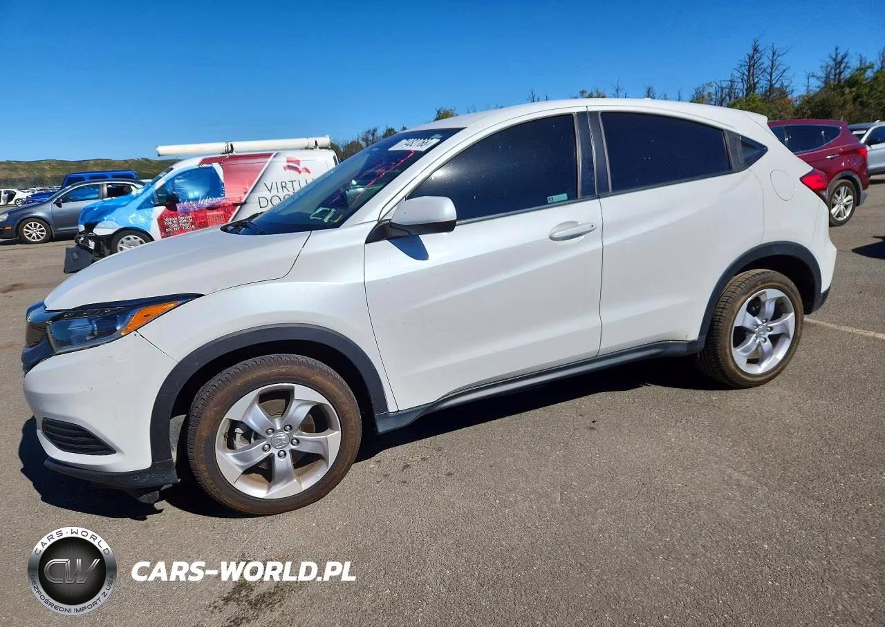 2021 Honda Hr-V Lx VIN:3CZRU6H37MM722236 - 1