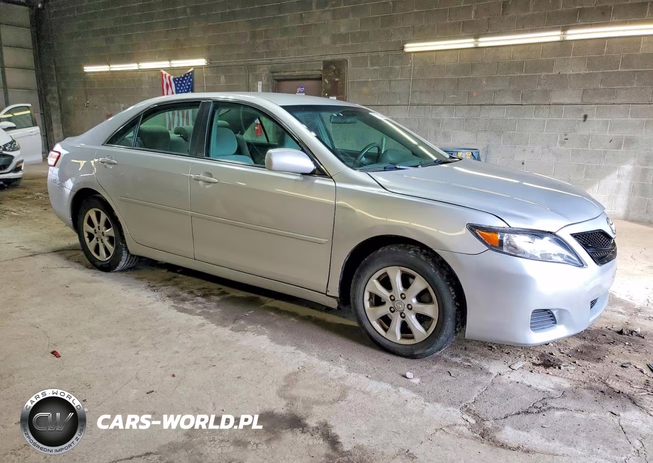 2011 Toyota Camry Le VIN:4T1BF3EK6BU652194 - 4