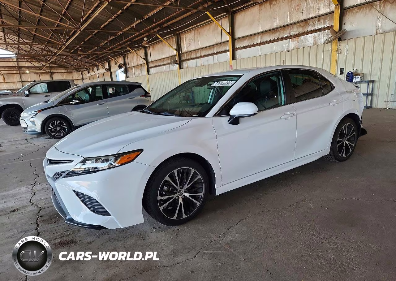 2020 Toyota Camry Se