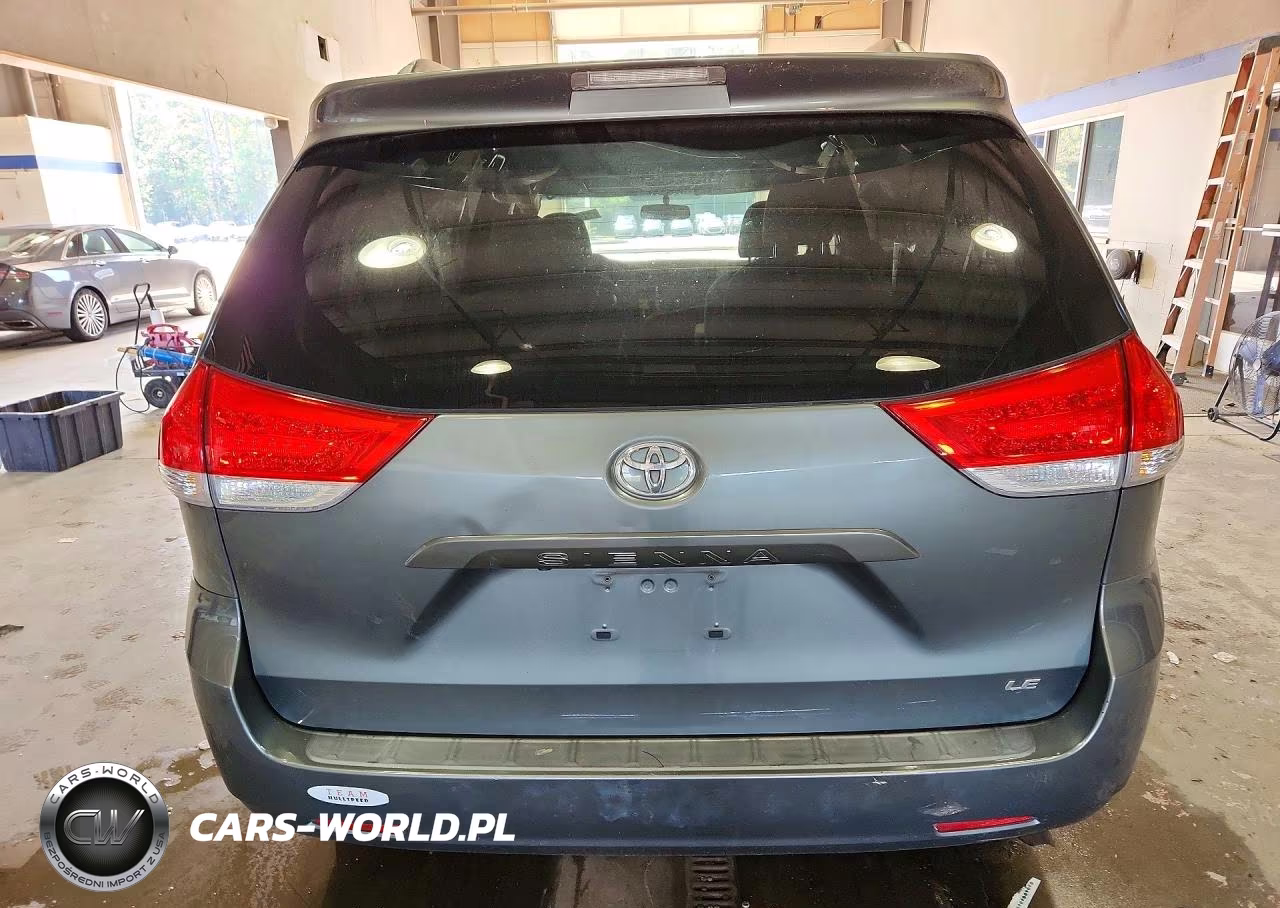2014 Toyota Sienna Le VIN:5TDKK3DC6ES437921 - 6