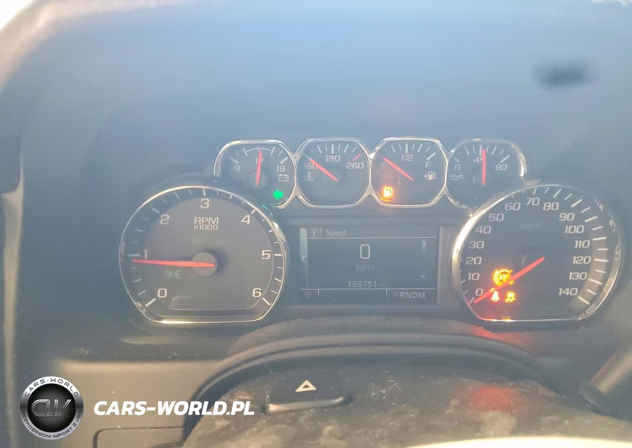 2015 Chevrolet Suburban K1500 Lt VIN:1GNSKJKCXFR236117 - 9