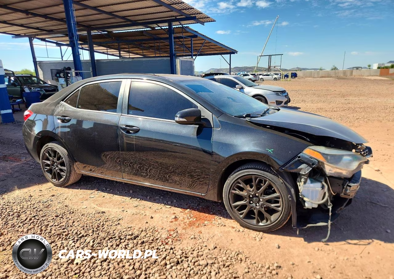2016 Toyota Corolla S Special Edition VIN:2T1BURHE0GC521334 - 4