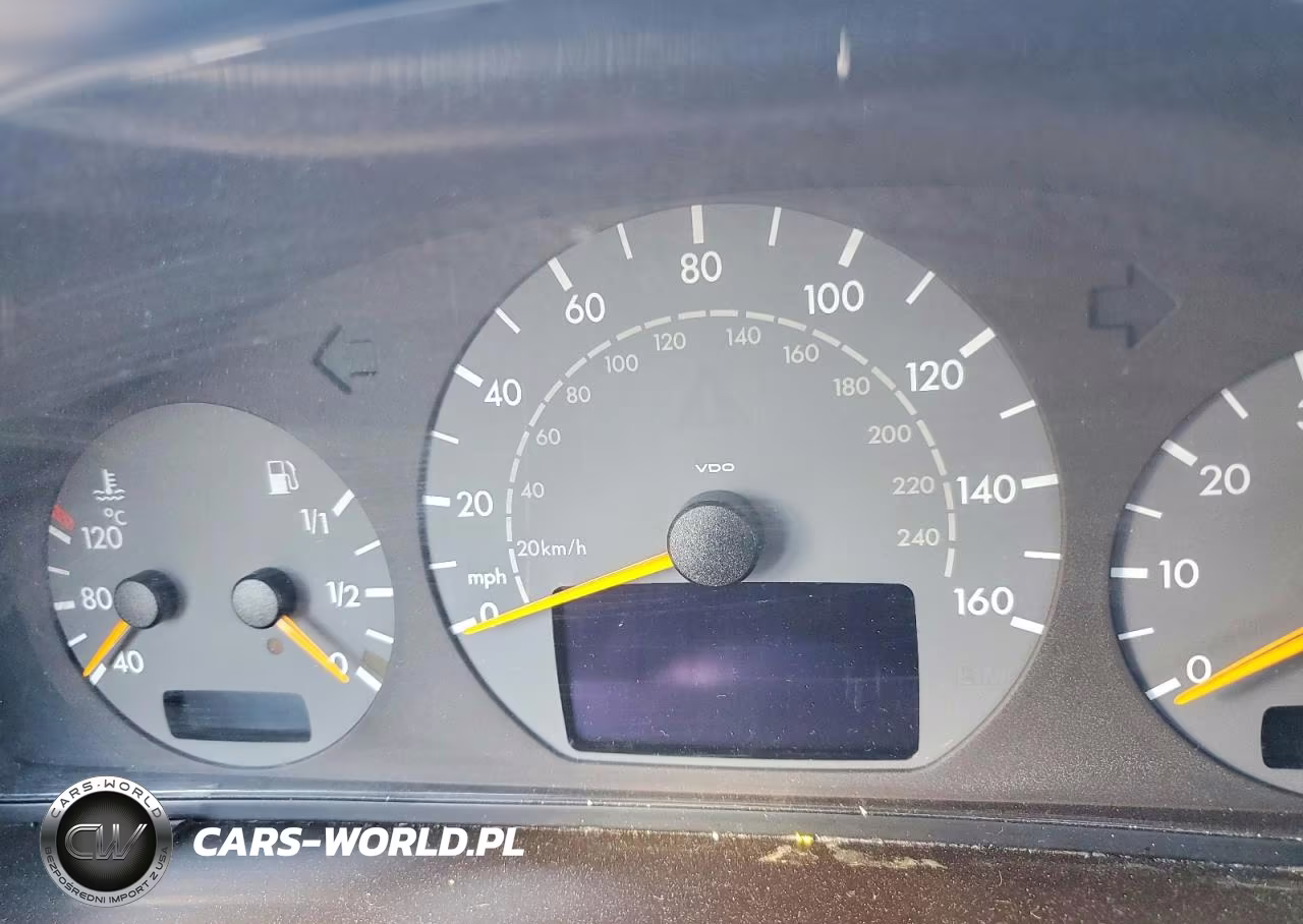 2000 Mercedes-Benz Clk 430 VIN:WDBLJ70G6YF136270 - 9