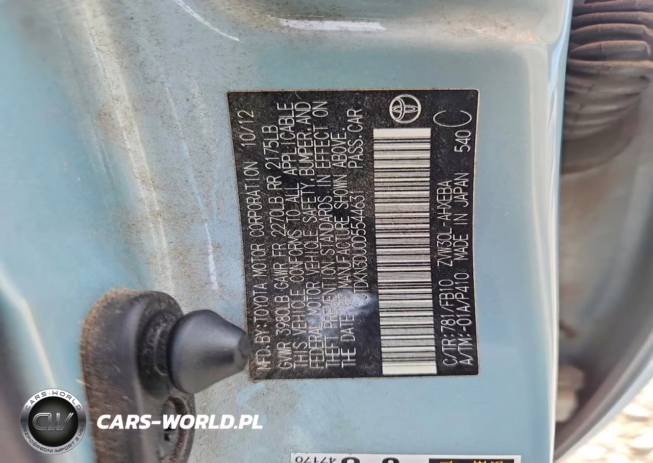 2013 Toyota Prius Two VIN:JTDKN3DU0D5544631 - 13