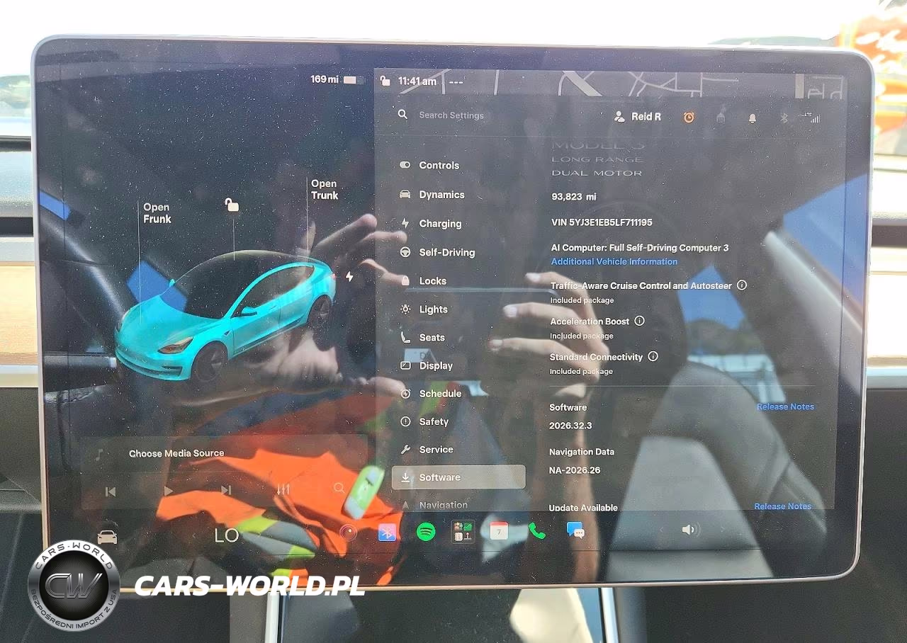 2020 Tesla Model 3 VIN:5YJ3E1EB5LF711195 - 9