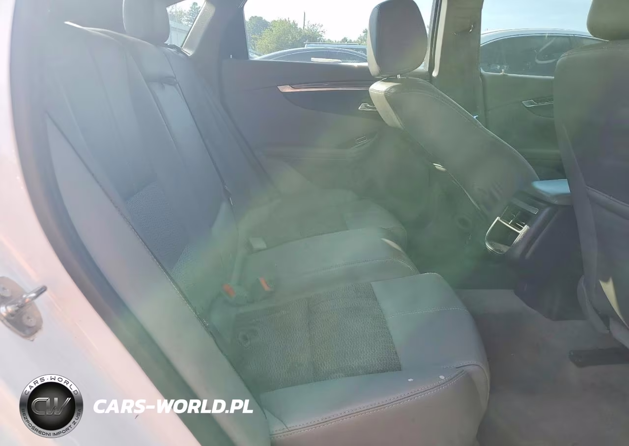 2018 Chevrolet Impala Lt VIN:2G1105S31J9174684 - 10