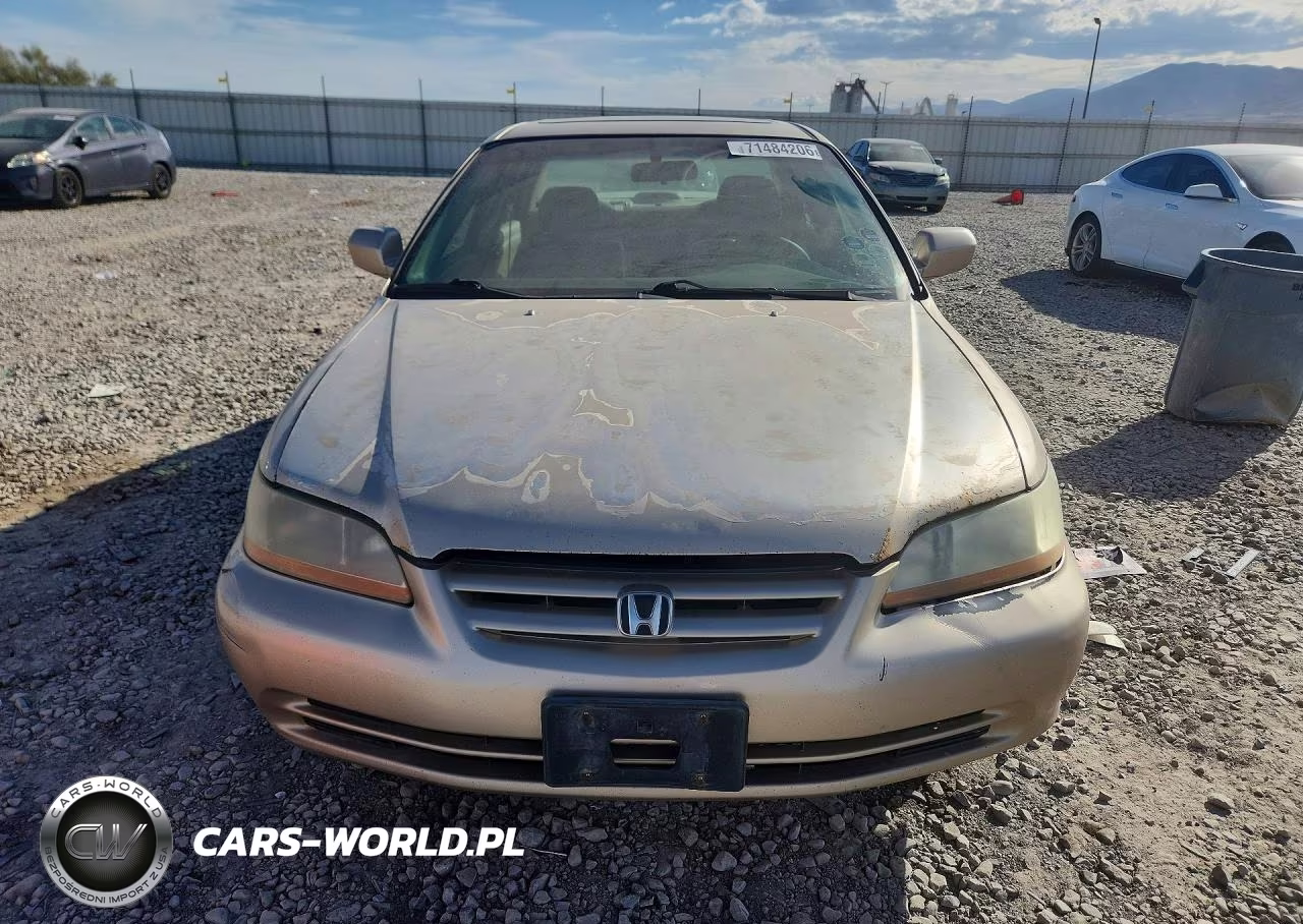 2002 Honda Accord Ex VIN:1HGCG16522A045554 - 5