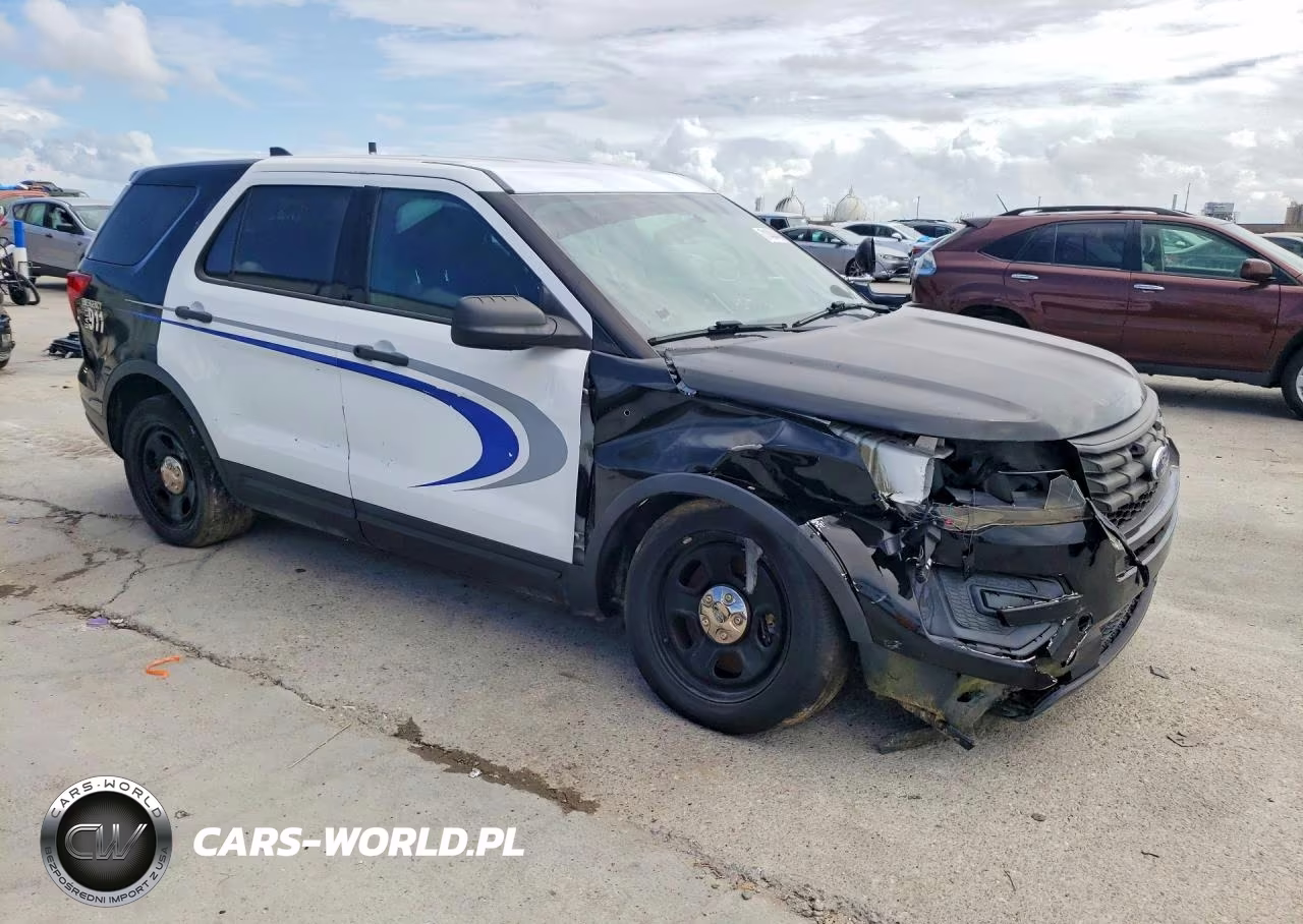 2018 Ford Explorer Police Interceptor VIN:1FM5K8AR3JGB47218 - 4
