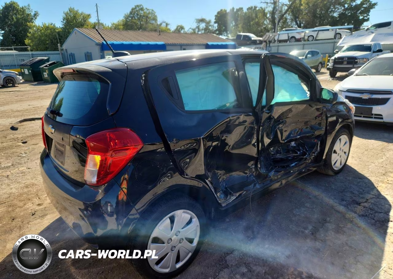 2018 Chevrolet Spark Ls VIN:KL8CB6SA3JC475554 - 3