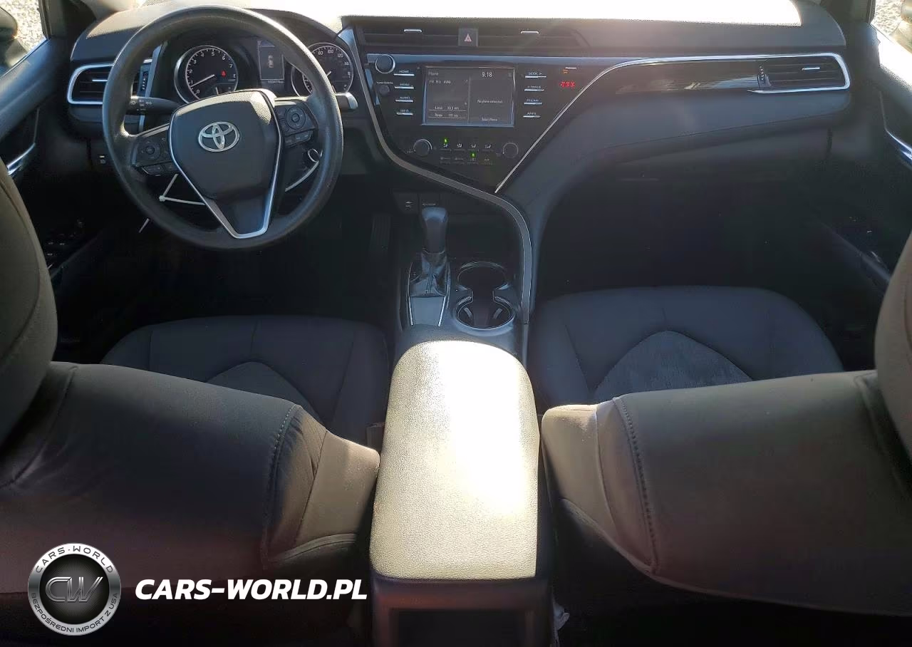 2018 Toyota Camry Le VIN:4T1B11HK2JU511216 - 8