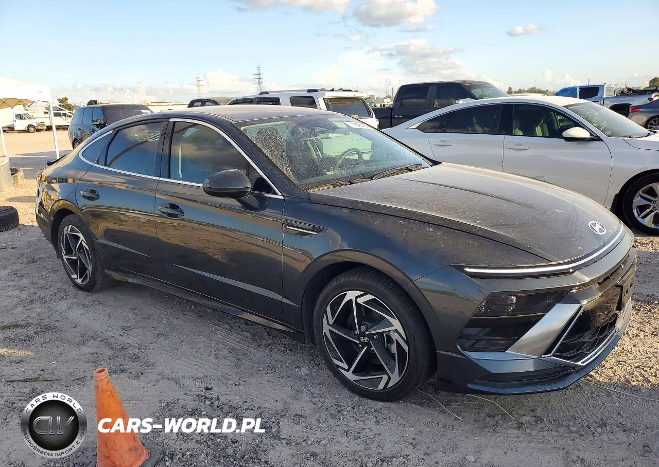 2026 Hyundai Sonata Sel Sport VIN:KMHL64JA0TA565613 - 4