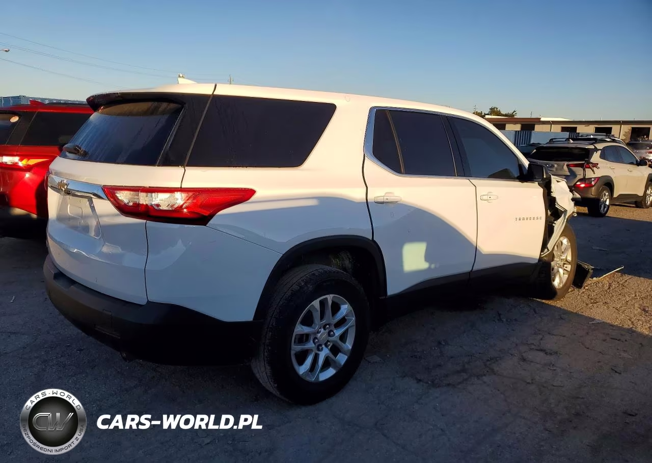 2021 Chevrolet Traverse VIN:1GNERFKW2MJ166933 - 3