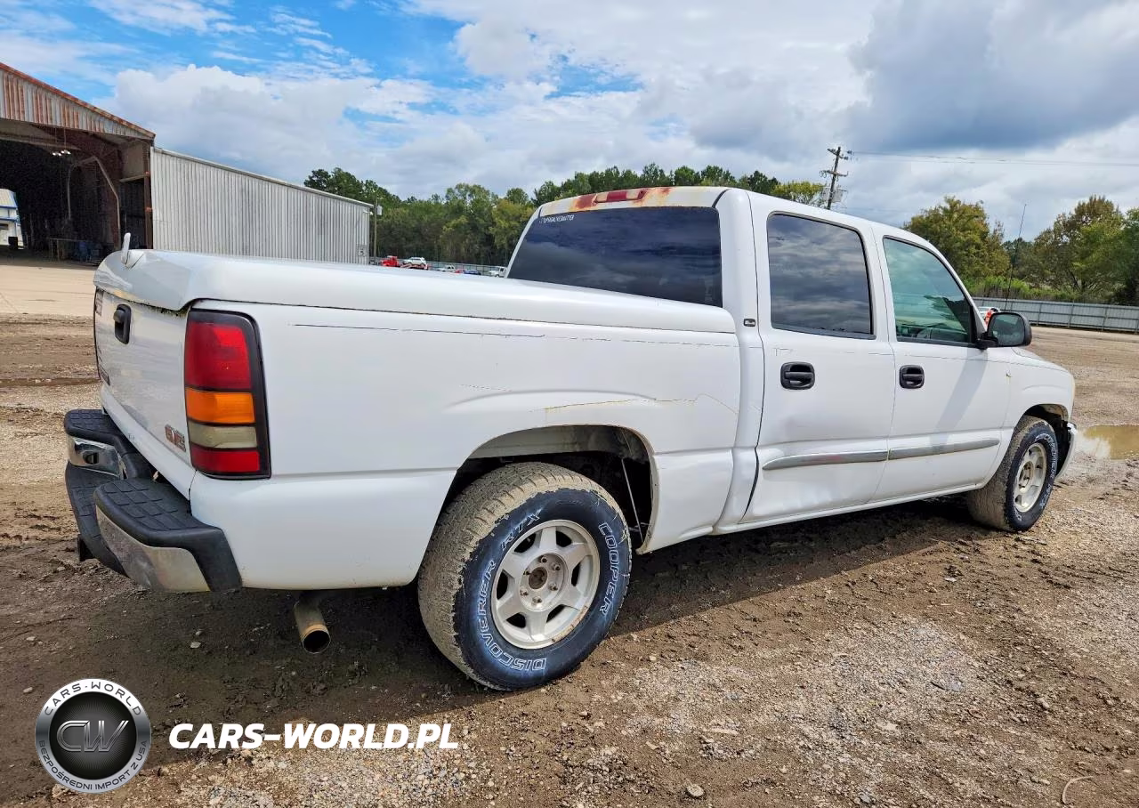 2004 GMC New Sierra C1500 VIN:2GTEC13T741378027 - 3