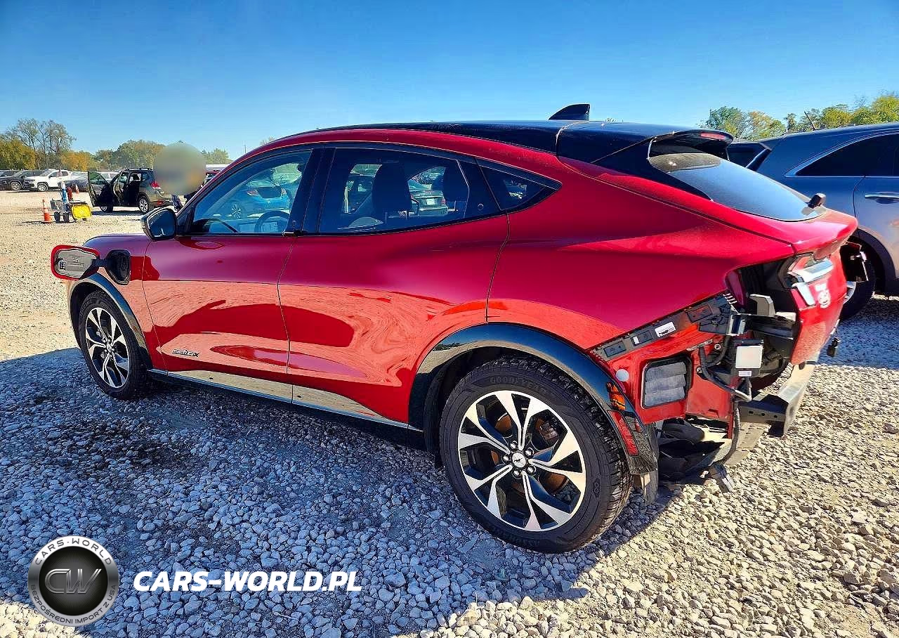 2022 Ford Mustang Mach-E Premium VIN:3FMTK3SU6NMA02182 - 2
