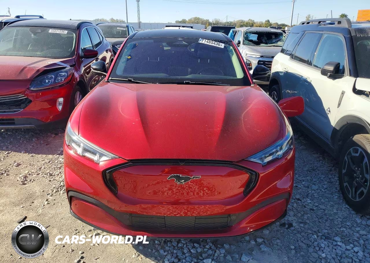 2022 Ford Mustang Mach-E Premium VIN:3FMTK3SU6NMA02182 - 5