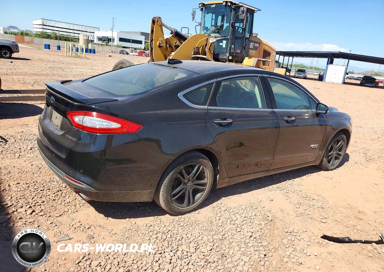 2016 Ford Fusion Titanium Phev VIN:3FA6P0SU1GR141911 - 3