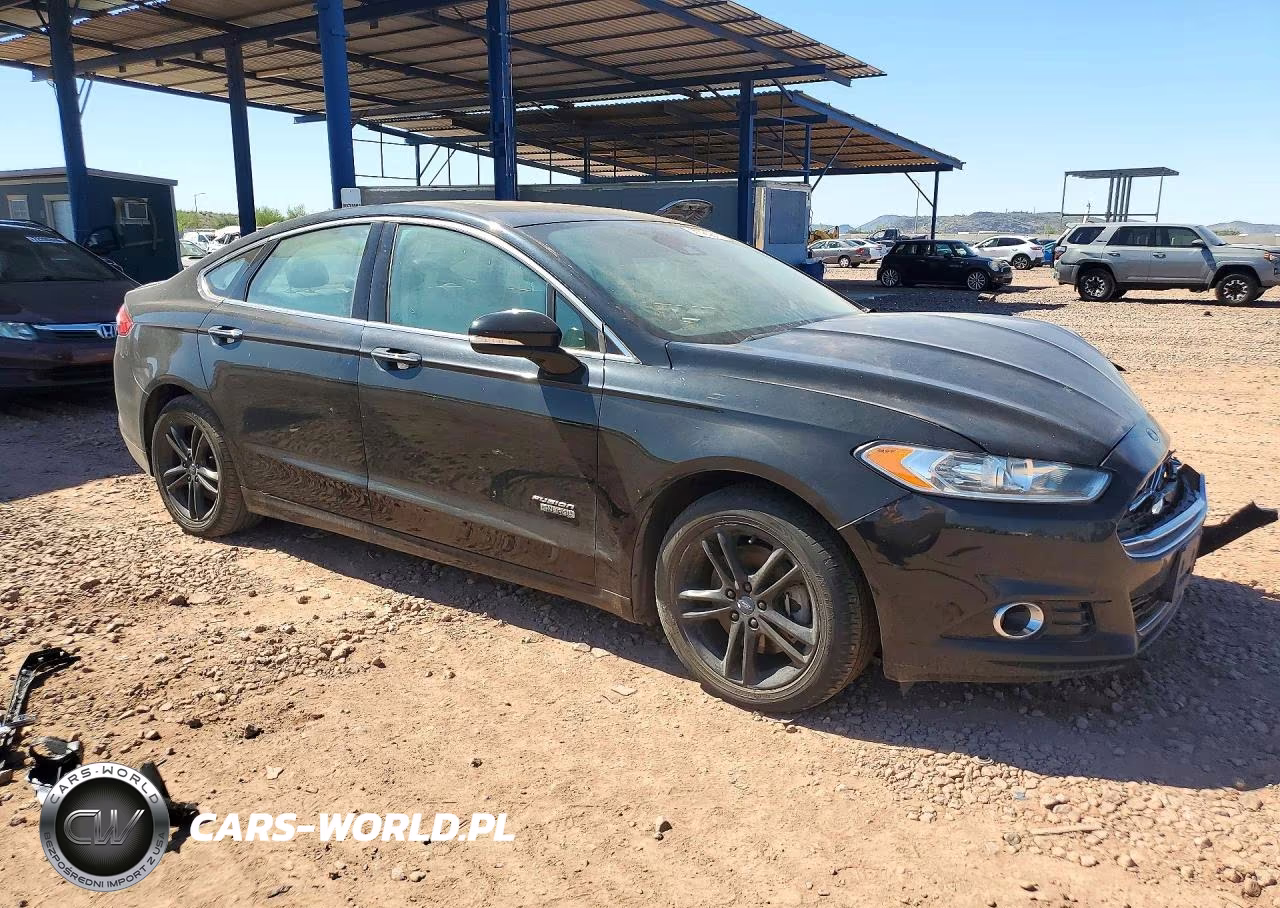 2016 Ford Fusion Titanium Phev VIN:3FA6P0SU1GR141911 - 4