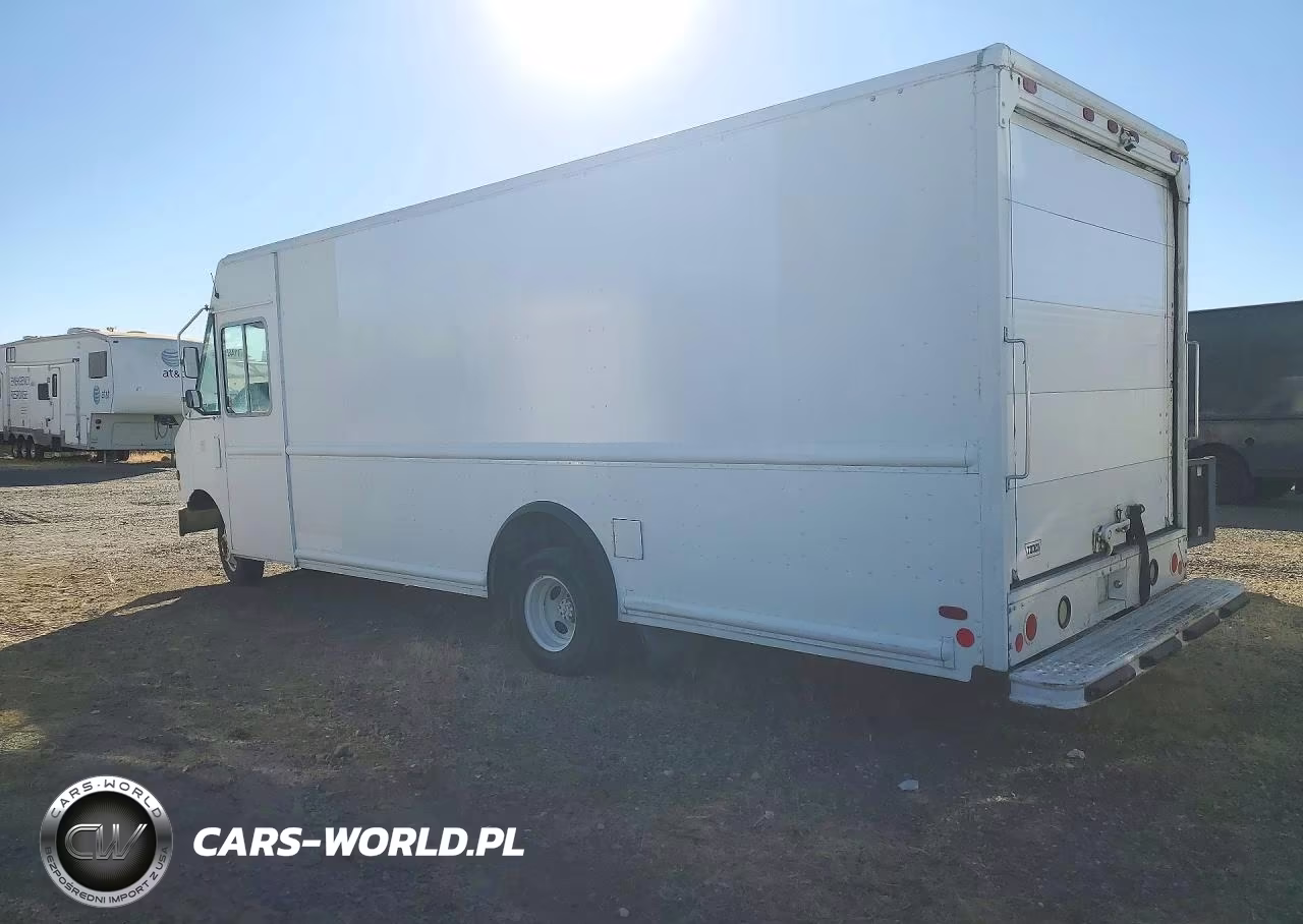 2010 Ford E450 Delivery Truck VIN:1FC4E4KL0ADA95526 - 2