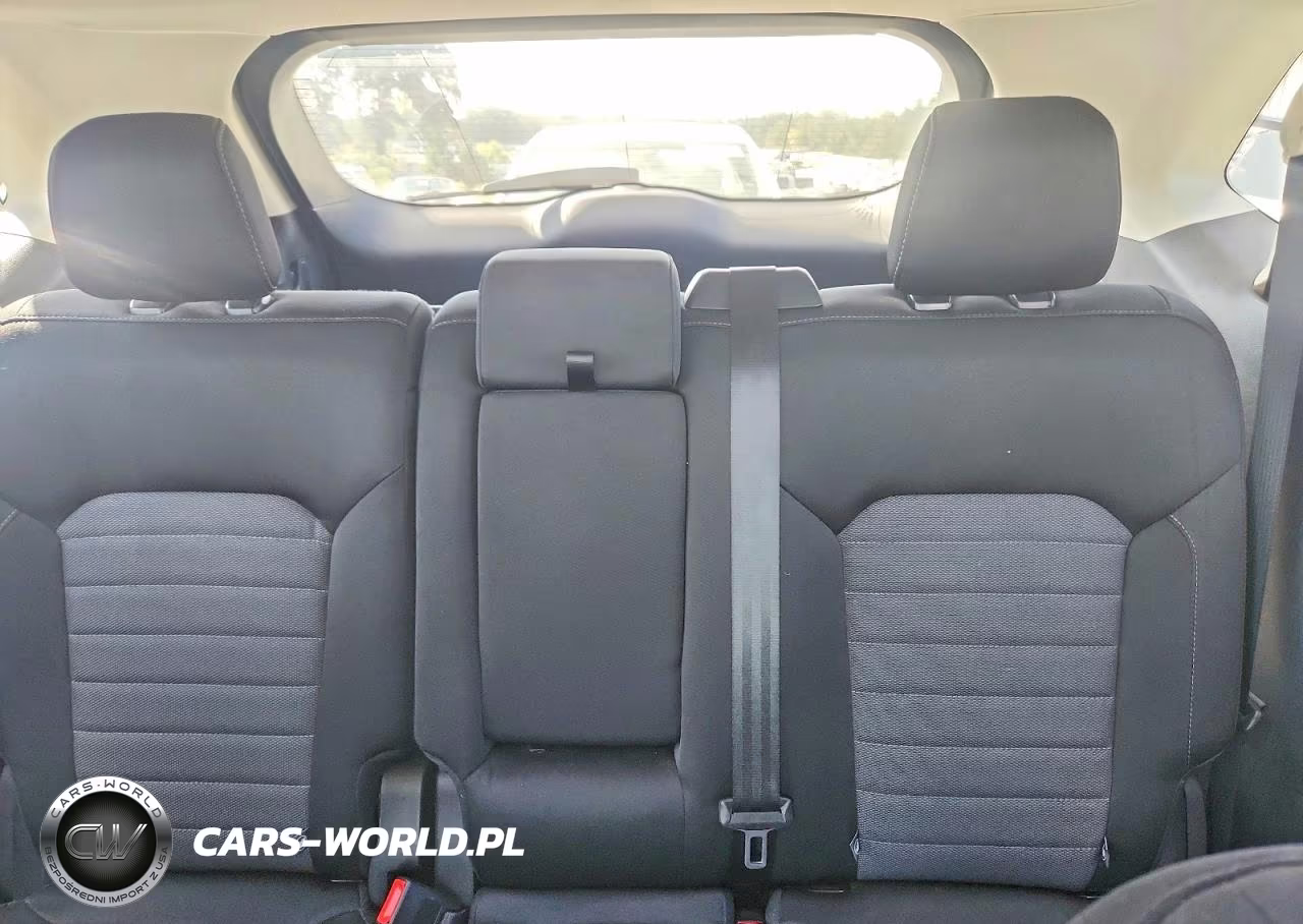 2020 Ford Edge Se VIN:2FMPK3G90LBA32220 - 10
