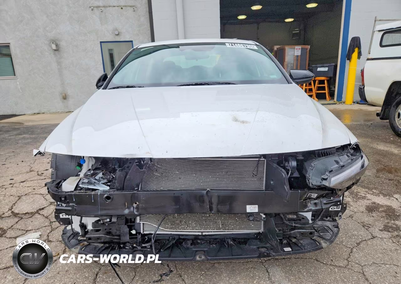 2026 Hyundai Elantra Sel Sport VIN:KMHLM4DG9TU114023 - 5